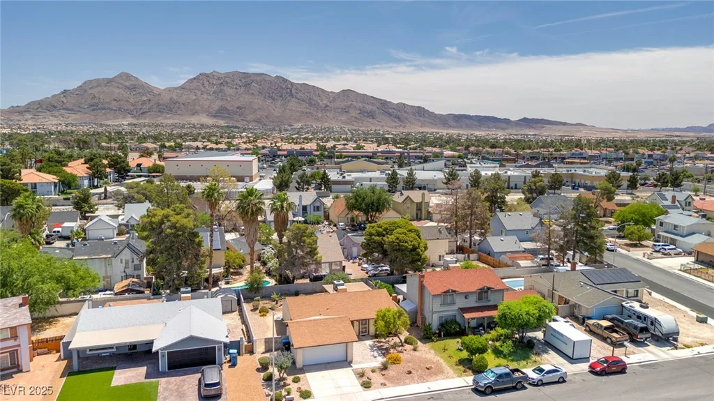 4916 Carmichael, Las Vegas, NV 89110