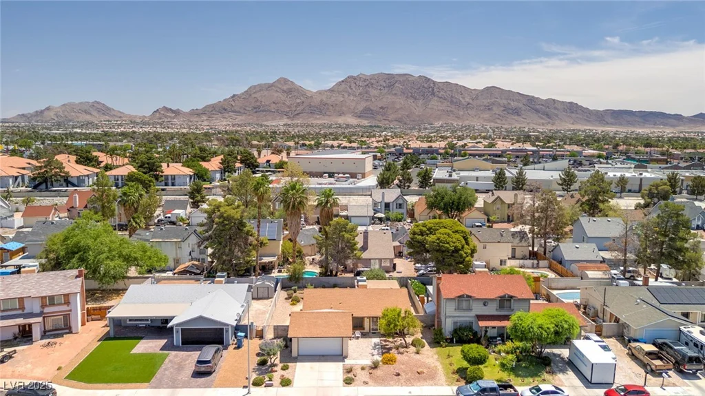 4916 Carmichael, Las Vegas, NV 89110