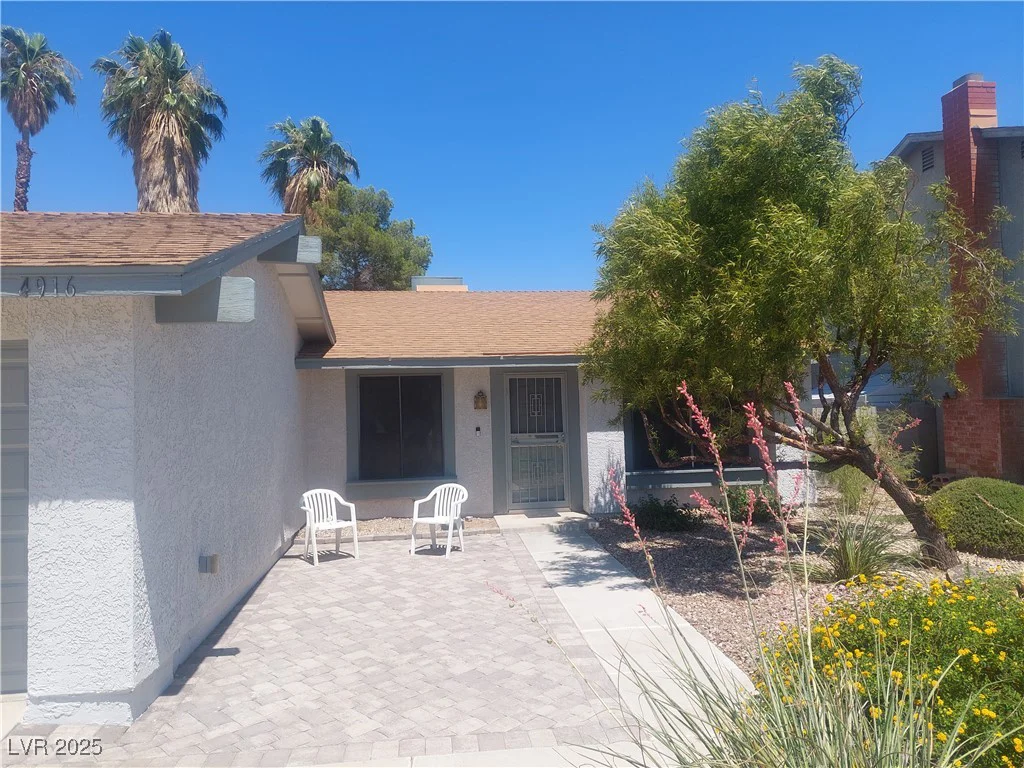 4916 Carmichael, Las Vegas, NV 89110