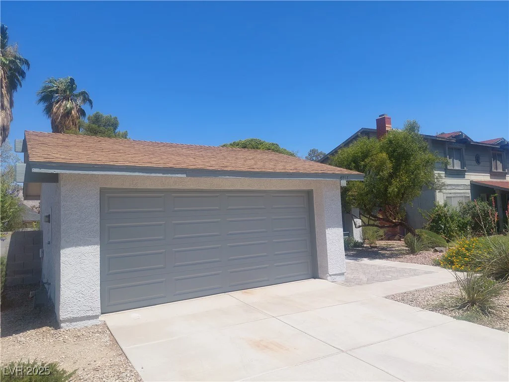 4916 Carmichael, Las Vegas, NV 89110