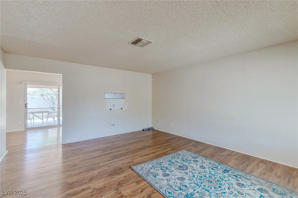 4916 Carmichael, Las Vegas, NV 89110