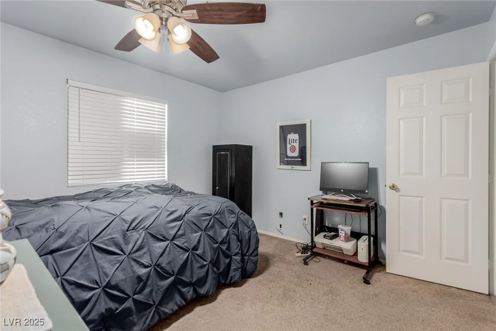 8105 Cimarron Ridge, Las Vegas, NV 89128