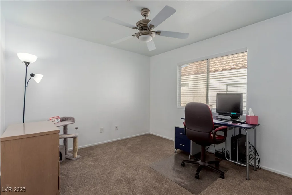 8105 Cimarron Ridge, Las Vegas, NV 89128