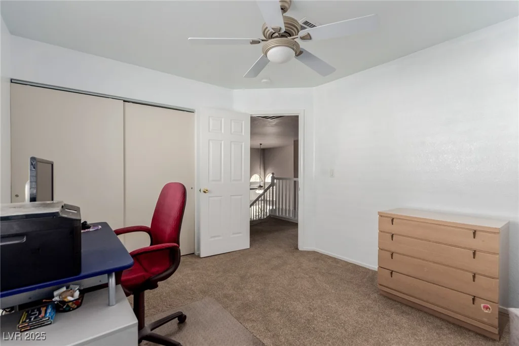 8105 Cimarron Ridge, Las Vegas, NV 89128