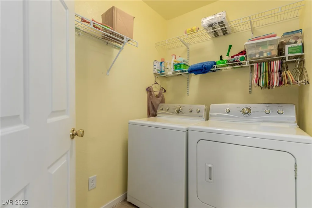 8105 Cimarron Ridge, Las Vegas, NV 89128