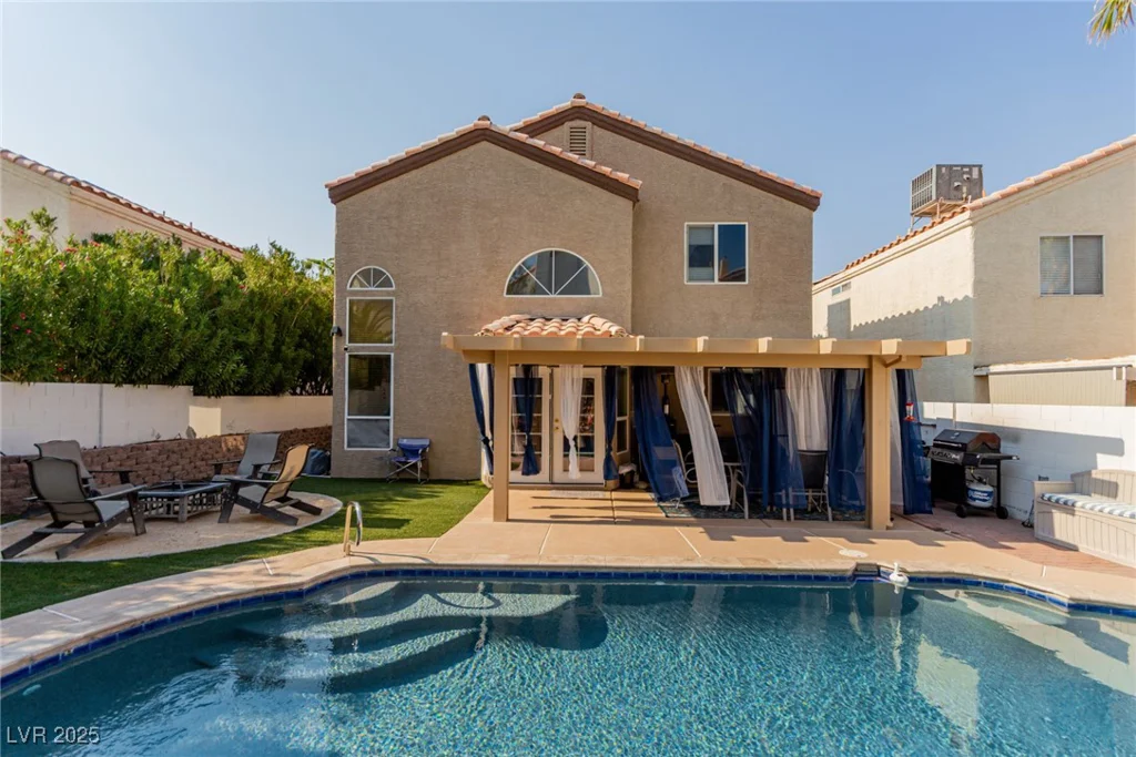 8105 Cimarron Ridge, Las Vegas, NV 89128
