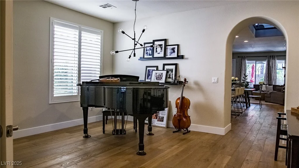 11731 Longworth, Las Vegas, NV 89135