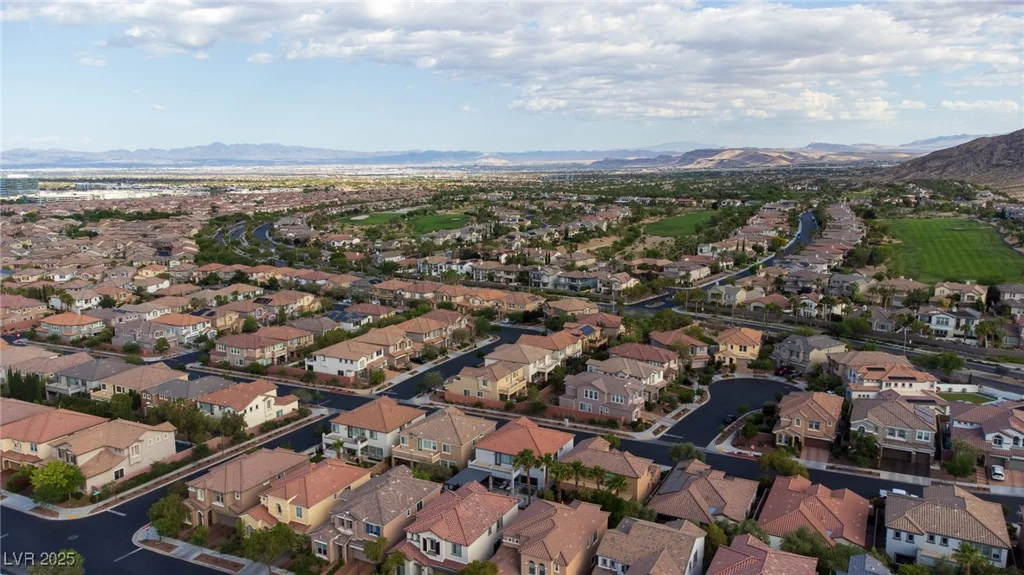 11731 Longworth, Las Vegas, NV 89135