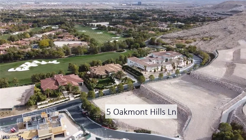 5 Oakmont Hills, Las Vegas, NV 89141