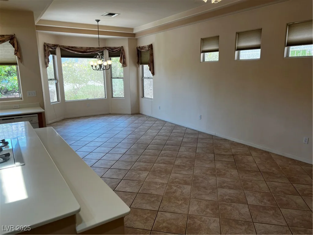 10537 Cogswell, Las Vegas, NV 89134