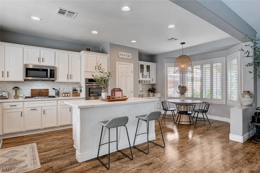 11342 EARLY SUN, Las Vegas, NV 89135