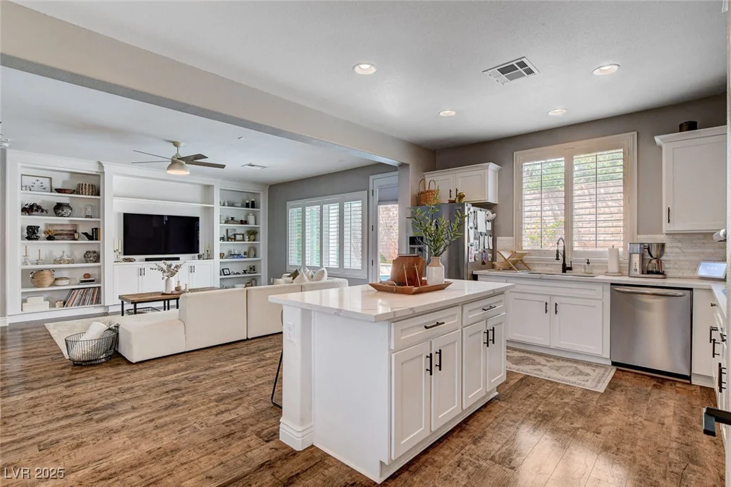 11342 EARLY SUN, Las Vegas, NV 89135