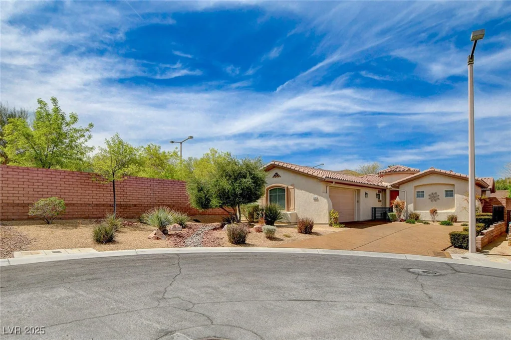 11342 EARLY SUN, Las Vegas, NV 89135