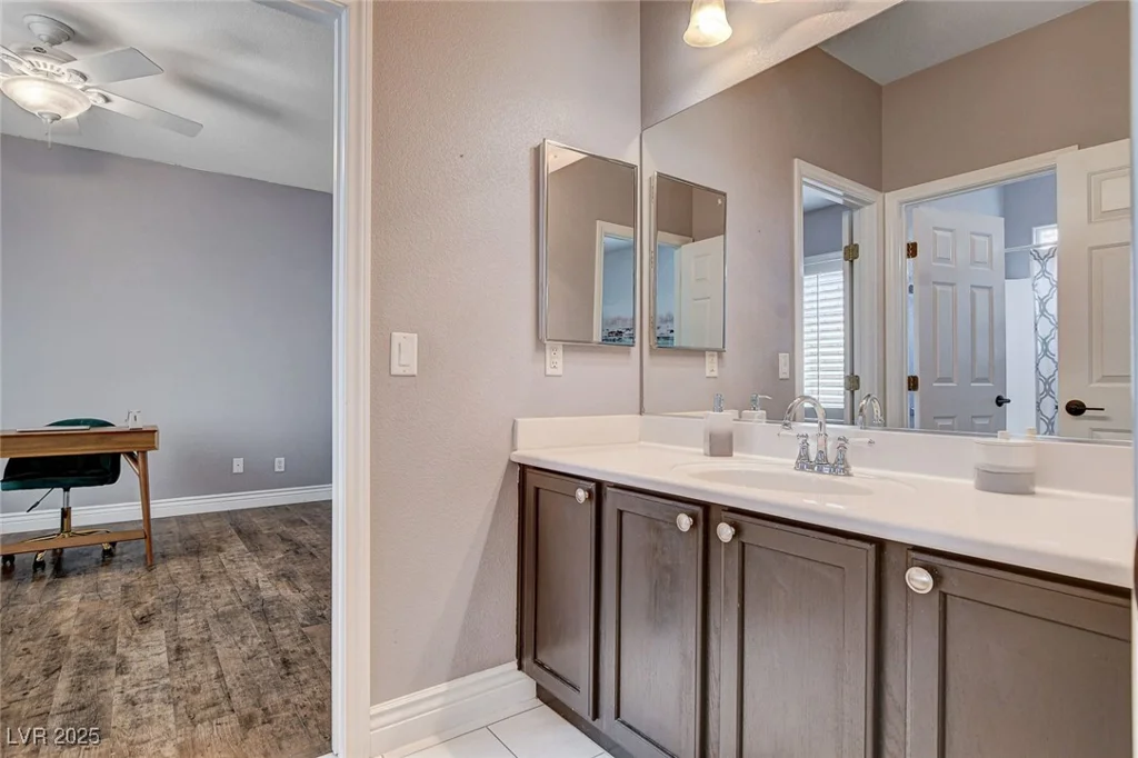 11342 EARLY SUN, Las Vegas, NV 89135