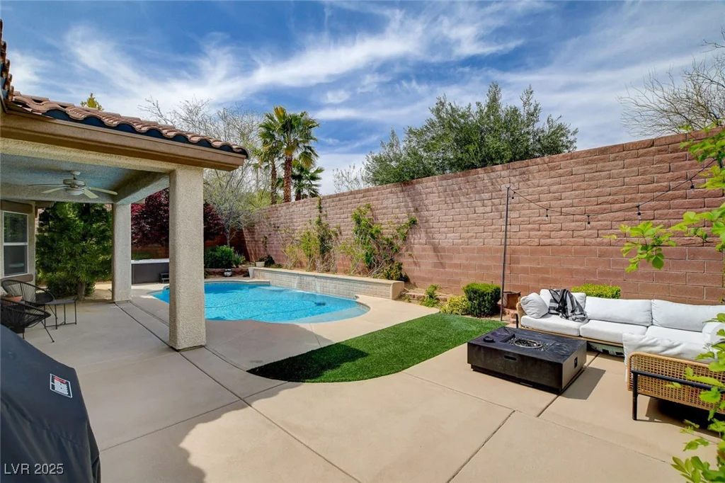 11342 EARLY SUN, Las Vegas, NV 89135