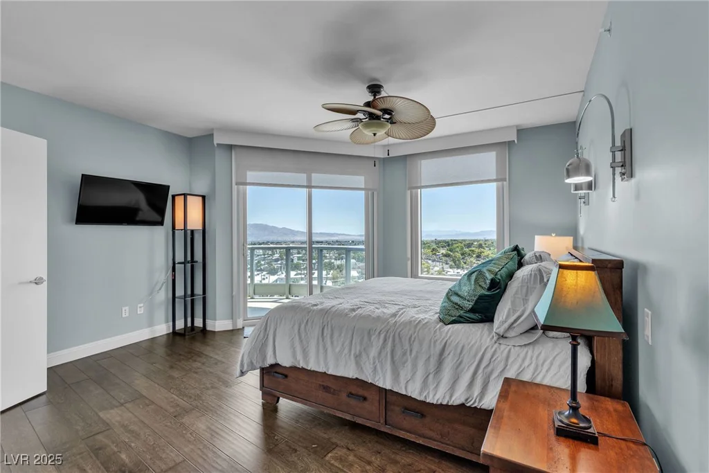 322 Karen, Las Vegas, NV 89109