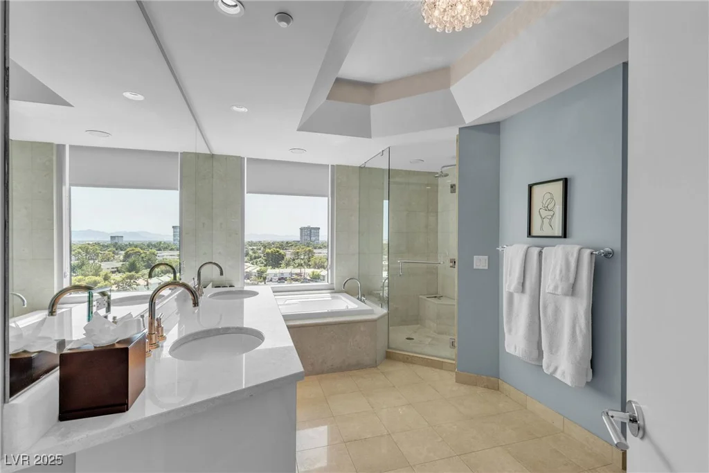 322 Karen, Las Vegas, NV 89109