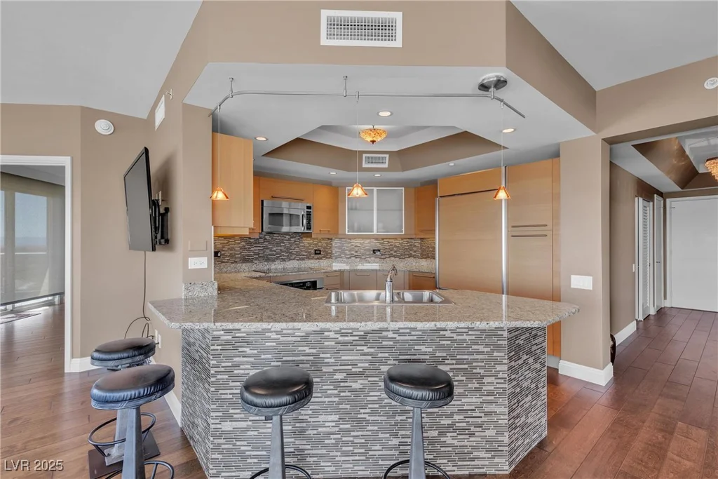 322 Karen, Las Vegas, NV 89109