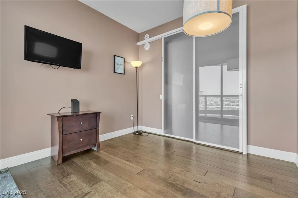 322 Karen, Las Vegas, NV 89109