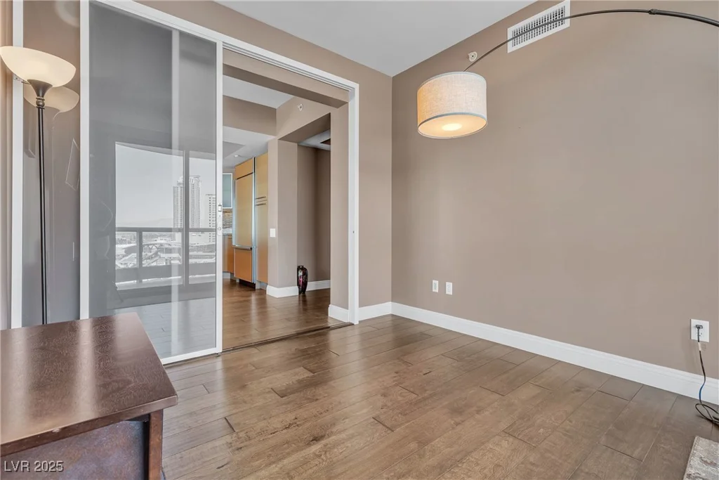322 Karen, Las Vegas, NV 89109