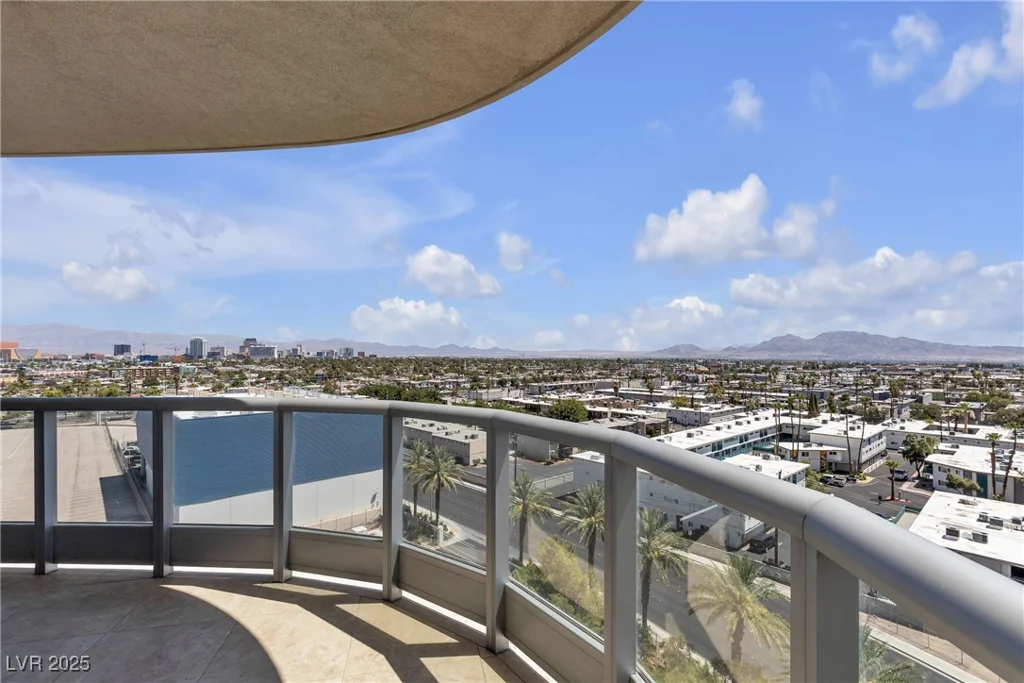 322 Karen, Las Vegas, NV 89109