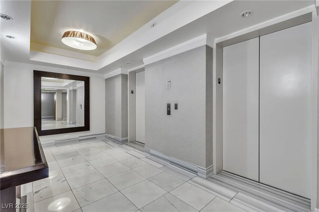 322 Karen, Las Vegas, NV 89109