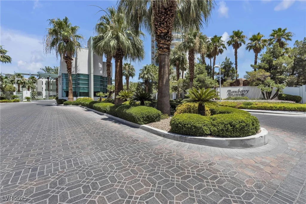 322 Karen, Las Vegas, NV 89109