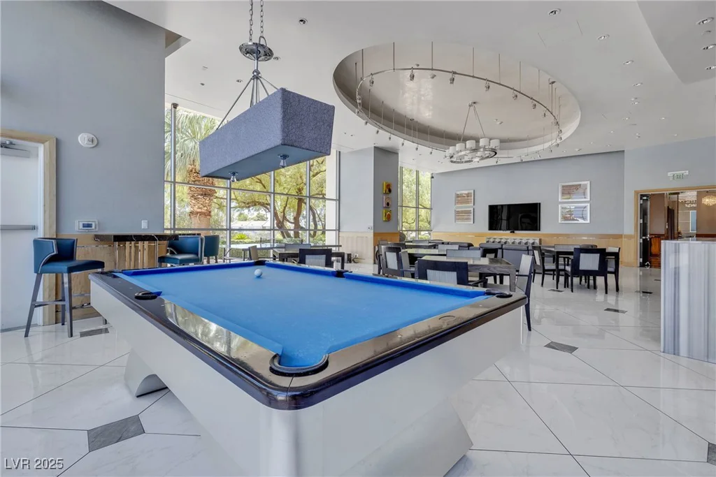 322 Karen, Las Vegas, NV 89109