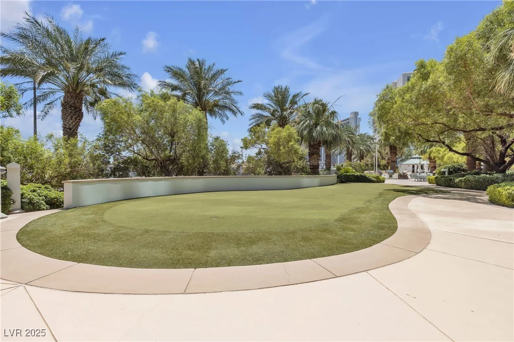 322 Karen, Las Vegas, NV 89109