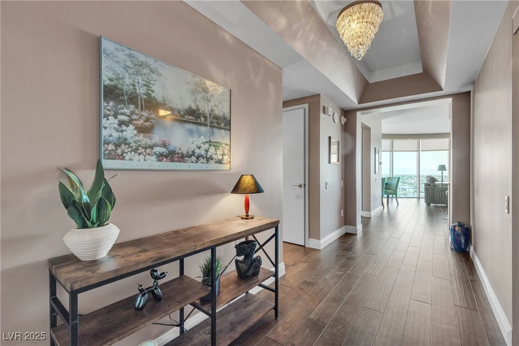 322 Karen, Las Vegas, NV 89109
