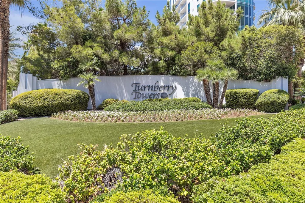 322 Karen, Las Vegas, NV 89109