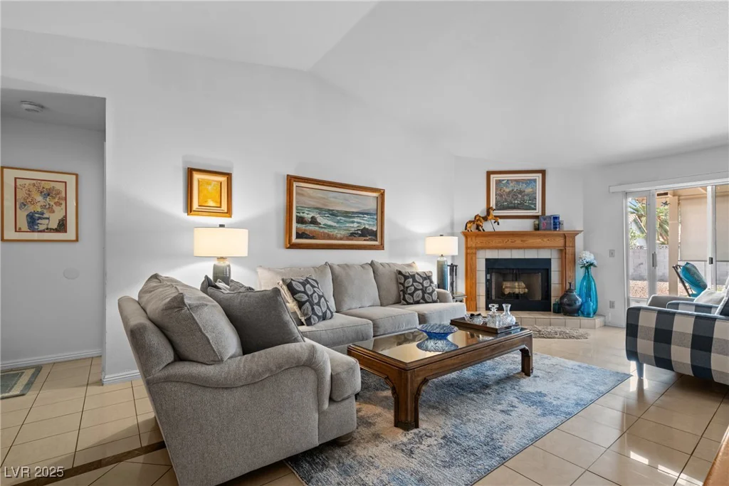 6629 Coastal Breeze, Las Vegas, NV 89108