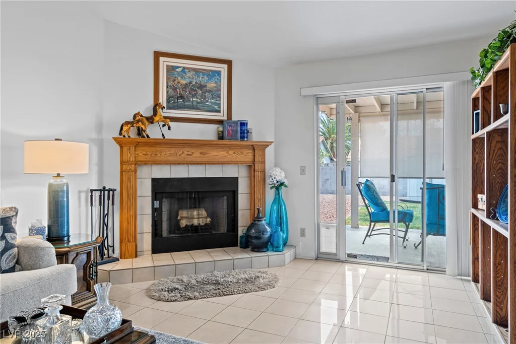 6629 Coastal Breeze, Las Vegas, NV 89108