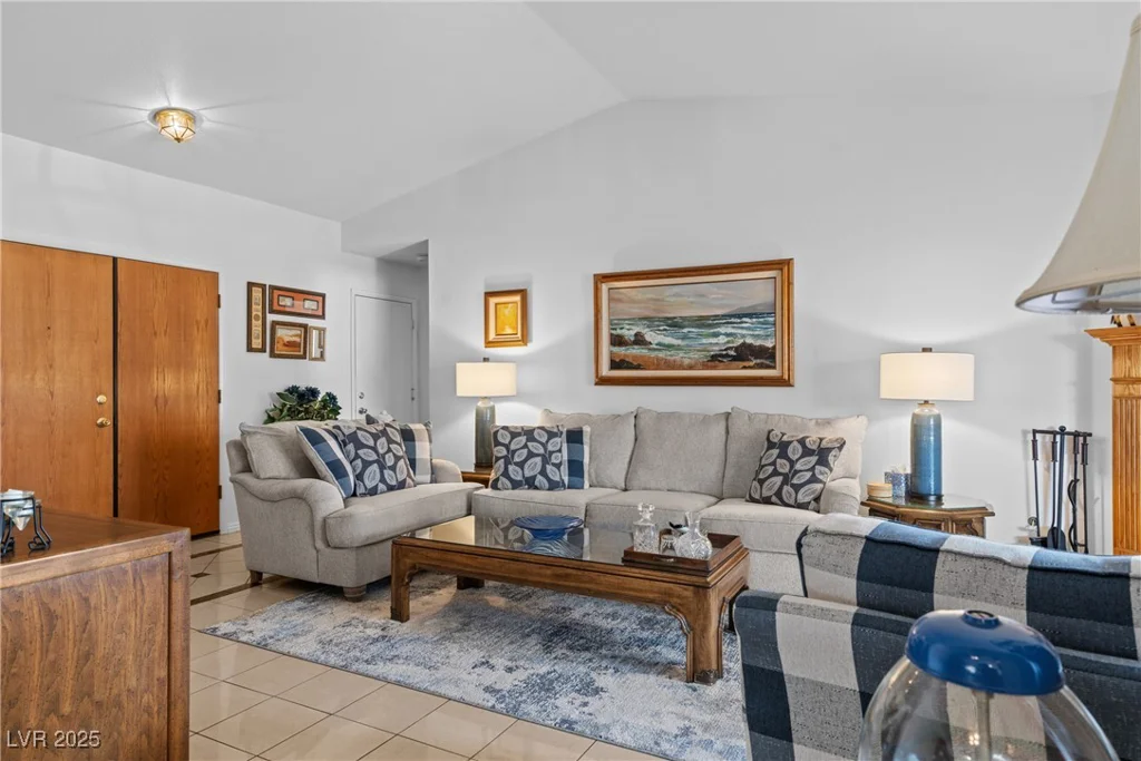 6629 Coastal Breeze, Las Vegas, NV 89108