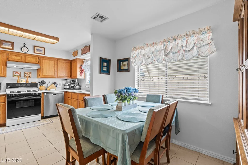 6629 Coastal Breeze, Las Vegas, NV 89108