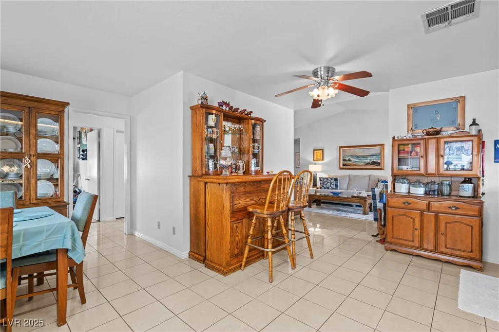6629 Coastal Breeze, Las Vegas, NV 89108
