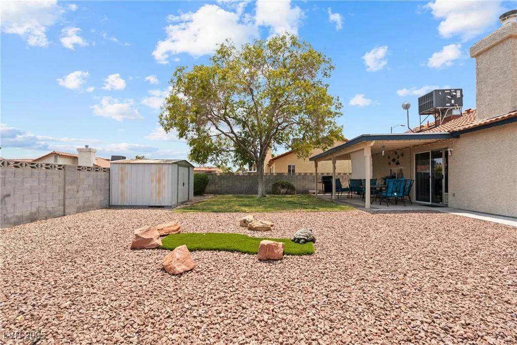 6629 Coastal Breeze, Las Vegas, NV 89108