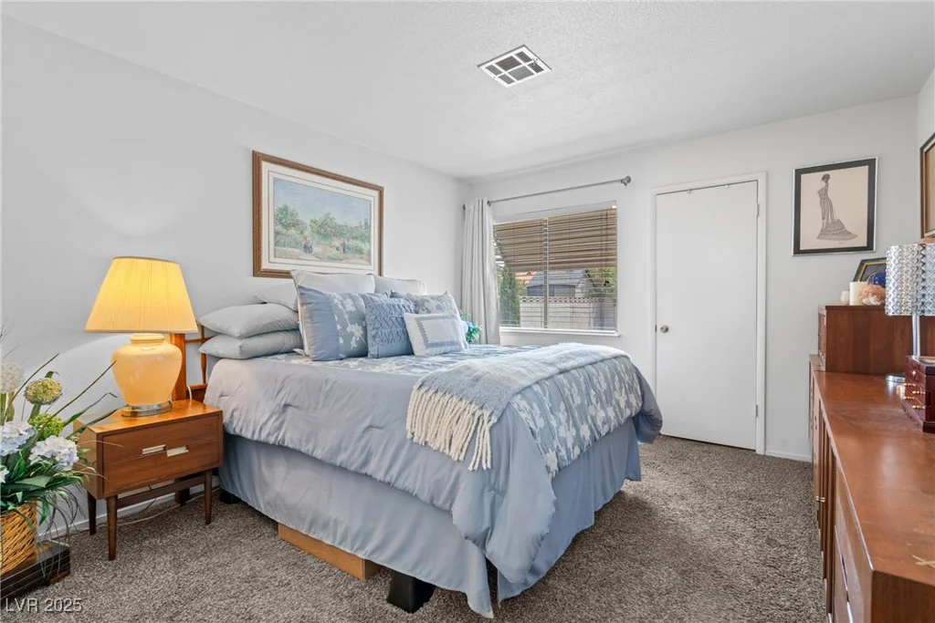 6629 Coastal Breeze, Las Vegas, NV 89108