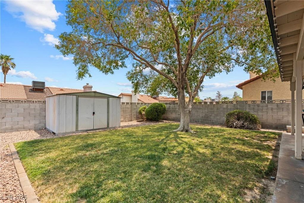 6629 Coastal Breeze, Las Vegas, NV 89108