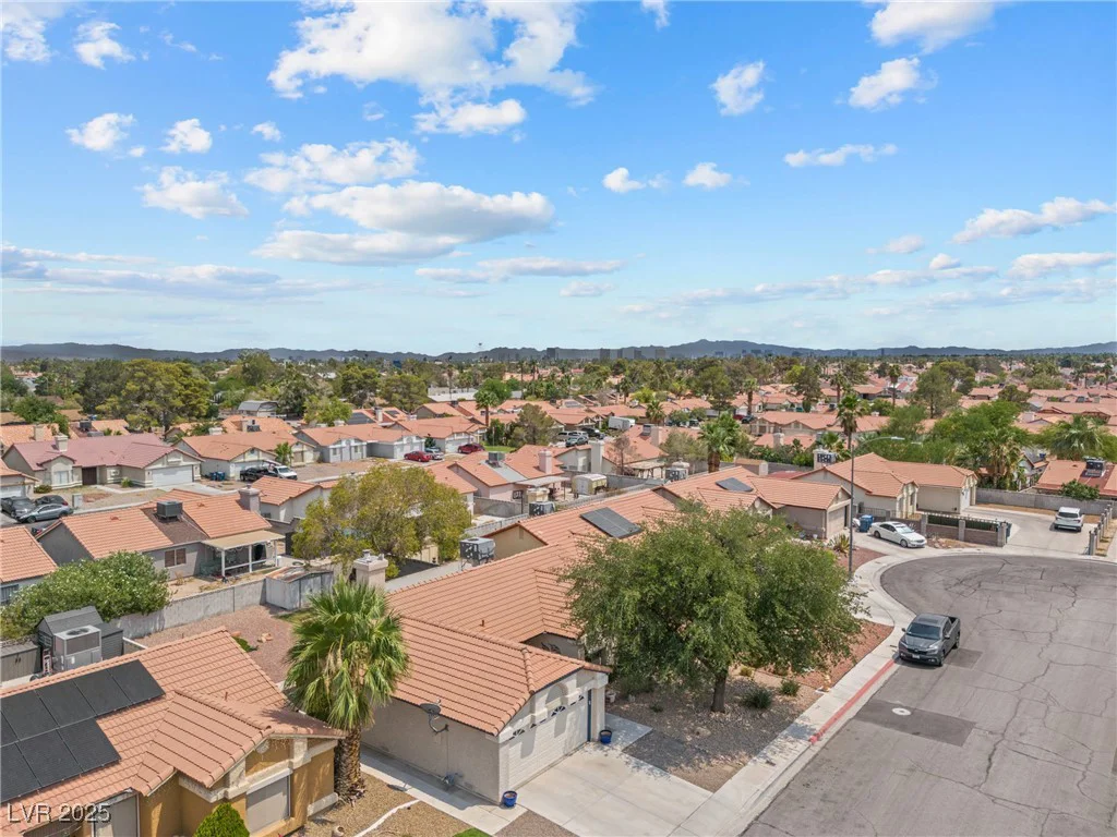 6629 Coastal Breeze, Las Vegas, NV 89108