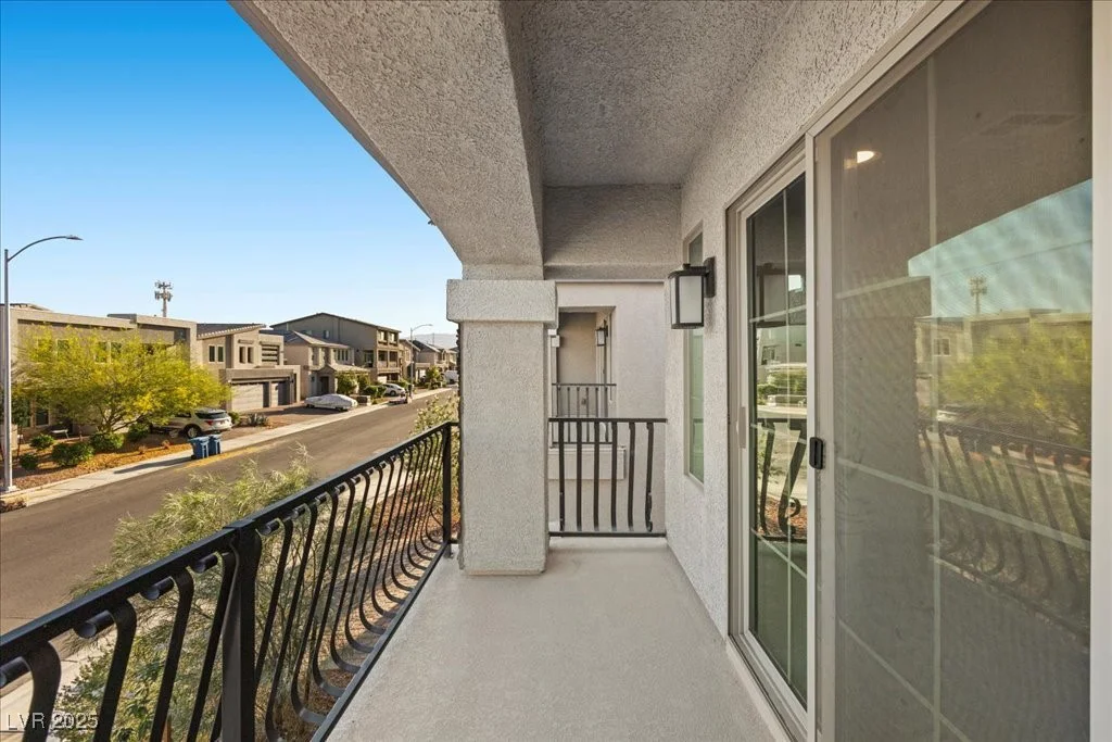 6618 Tangled Vines, Las Vegas, NV 89139