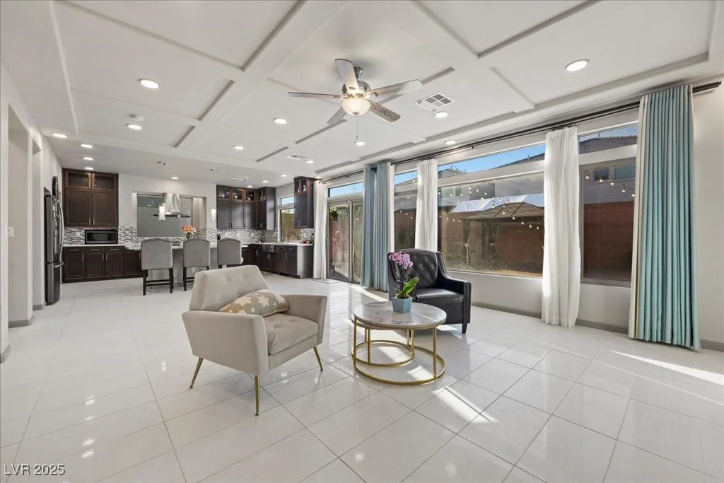 6618 Tangled Vines, Las Vegas, NV 89139