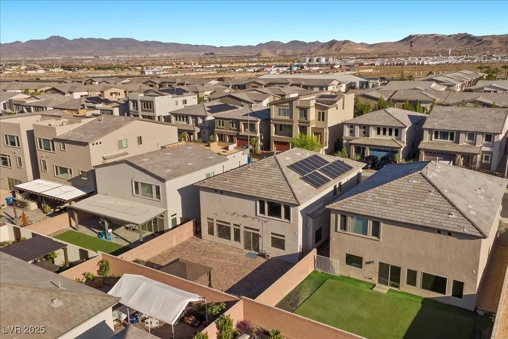 6618 Tangled Vines, Las Vegas, NV 89139