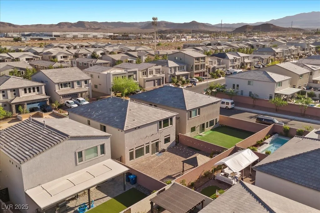 6618 Tangled Vines, Las Vegas, NV 89139