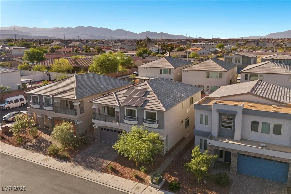 6618 Tangled Vines, Las Vegas, NV 89139