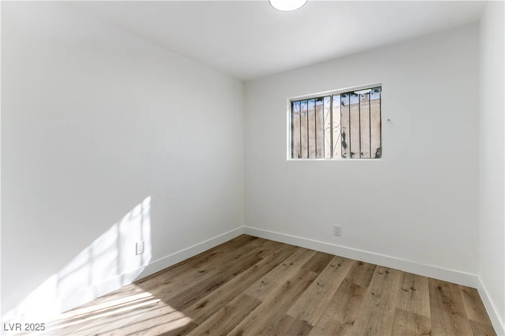 887 Carey, North Las Vegas, NV 89030
