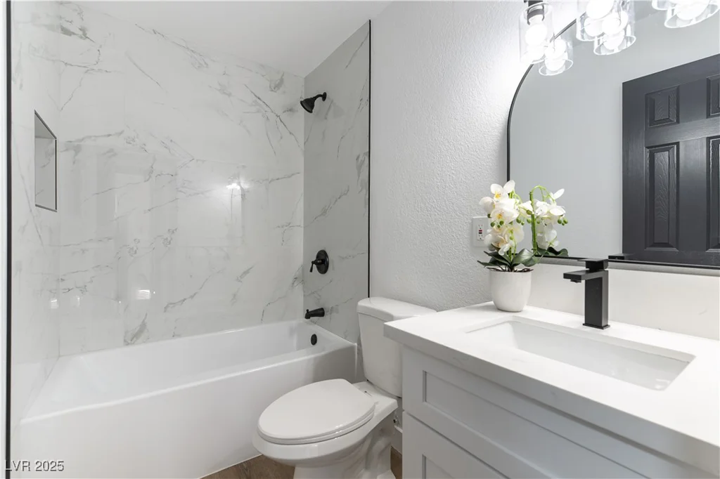 887 Carey, North Las Vegas, NV 89030