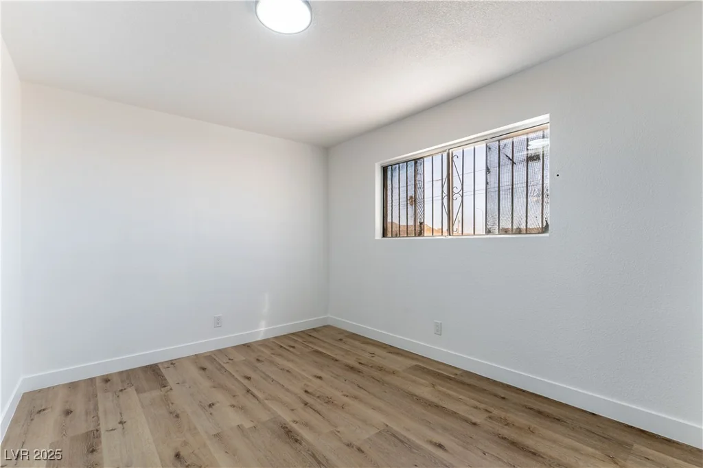 887 Carey, North Las Vegas, NV 89030