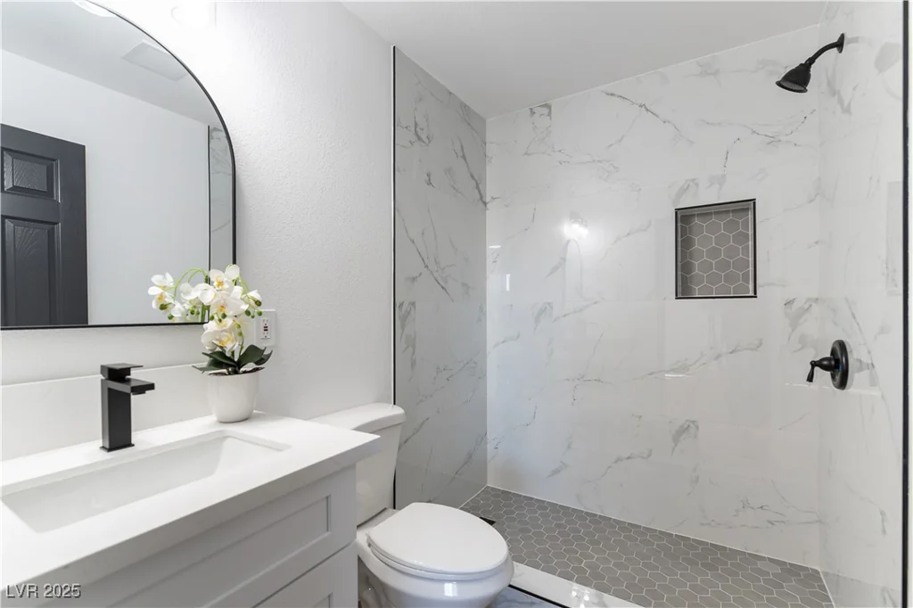 887 Carey, North Las Vegas, NV 89030