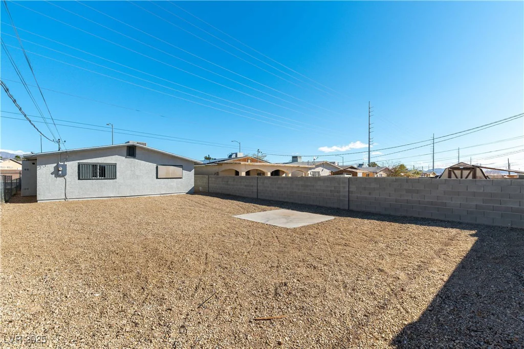 887 Carey, North Las Vegas, NV 89030